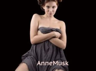 AnneMusk