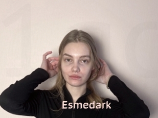 Esmedark