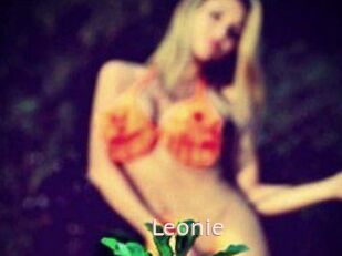 Leonie