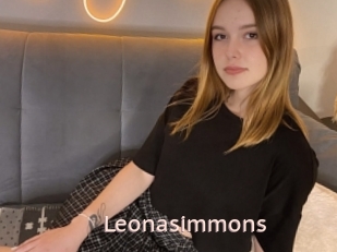 Leonasimmons