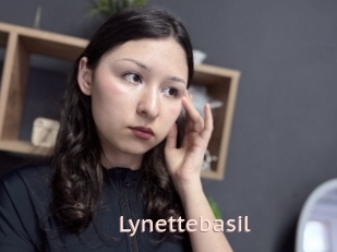 Lynettebasil