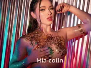 Mia_colin