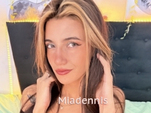 Miadennis