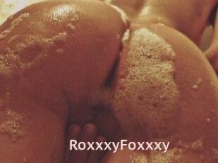 RoxxxyFoxxxy