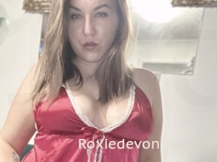 Roxiedevon