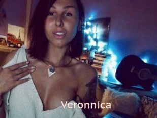 Veronnica