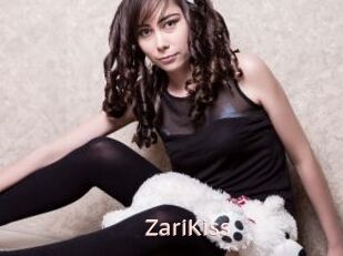 ZariKiss